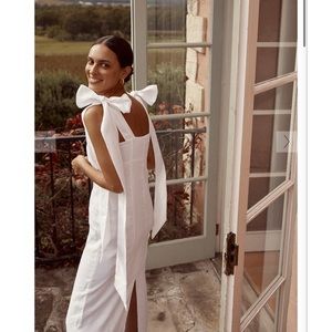 DISSH AISLE WHITE LINEN BOW MIDI DRESS
